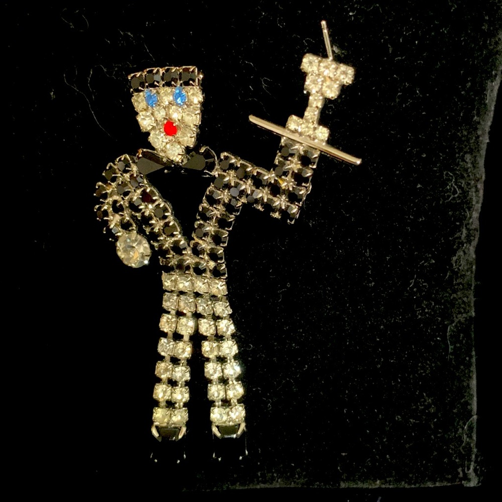 Funny vintage brooch